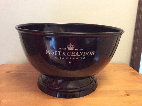 Moet and large chandon for - large, 6