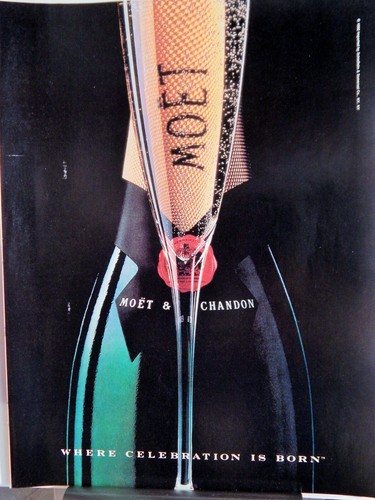 Moet chandon champagne - chandon,